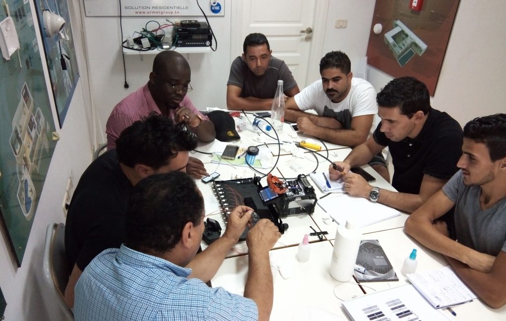 formation fibre optique (7), raccordement, mesure, test, réflectomètre